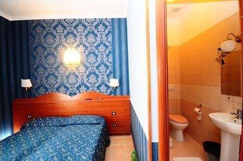 Termini Station Rooms Рим Экстерьер фото